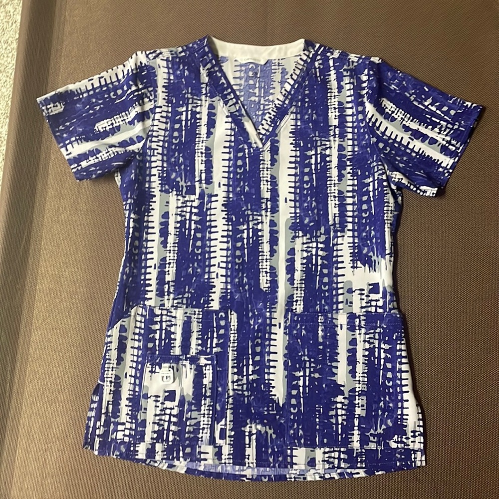 Xs Carhartt Scrub Top - Worn once